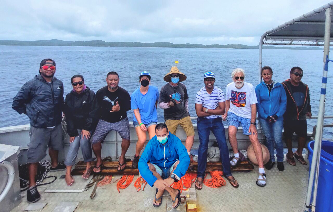 Palau wave buoy deployment team